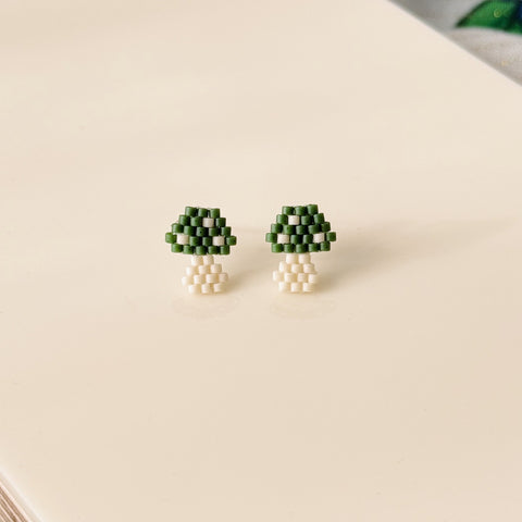 Mushroom Studs (Green)